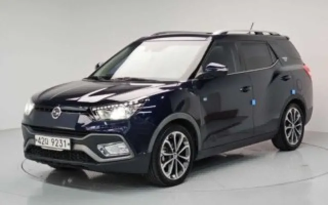 베리뉴티볼리 중고차 티볼리 에어 4WD 디젤 1.6 RX 매물 사진 19 - 2017/04 94,680km