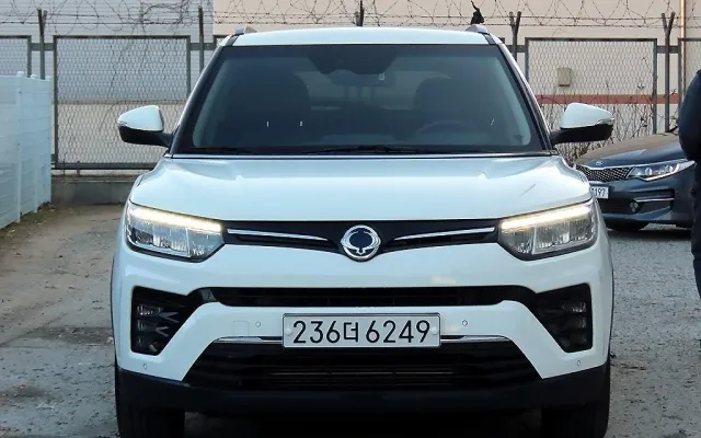 베리뉴티볼리 중고차 베리 뉴 티볼리 2WD 가솔린 1.5 매물 사진 9 - 2022/06 112,230km